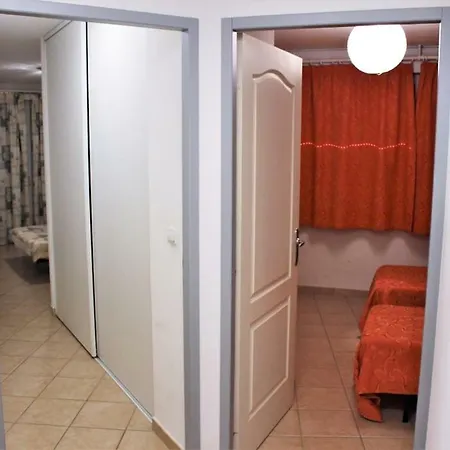 Grand Appartement De Standing J2 *